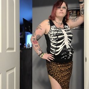 Meet your Posher, Rayne